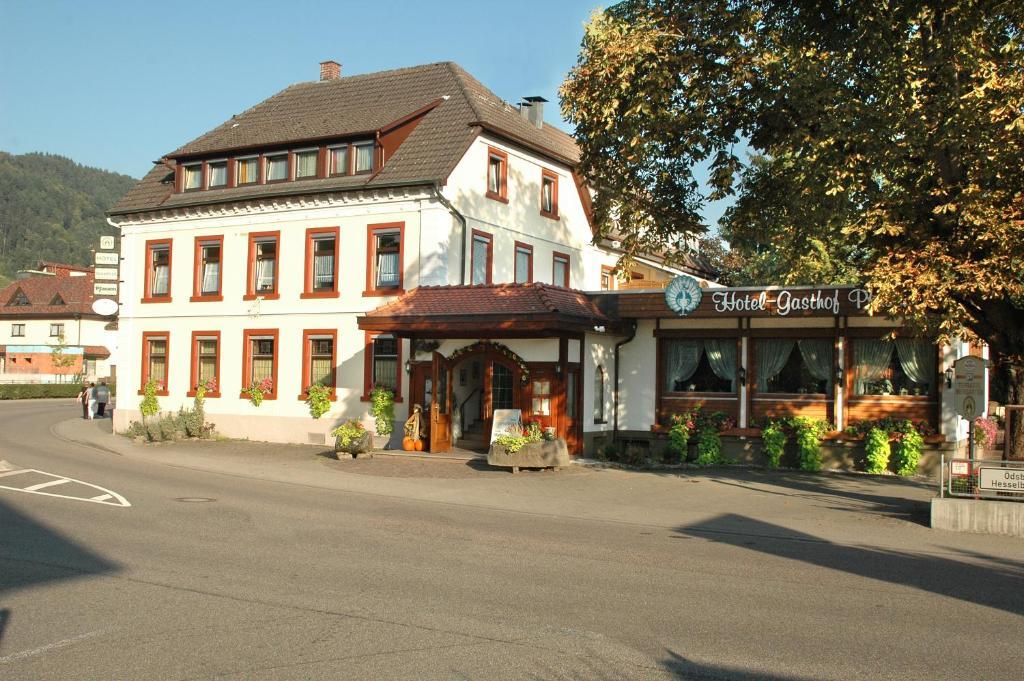 Gasthof Pfauen Oberkirch  Exterior photo